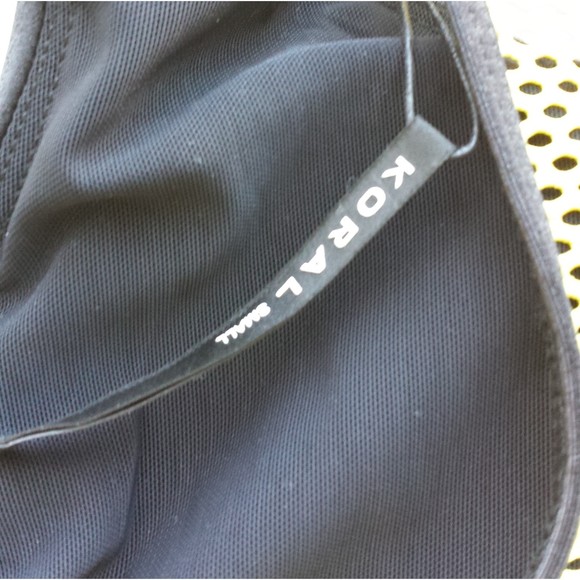 KORAL Rade Infinity Sports Bra Black Yellow Metallic Mesh backing Small New - Picture 6 of 9